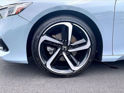 Used 2022 Honda Accord Sport image 9