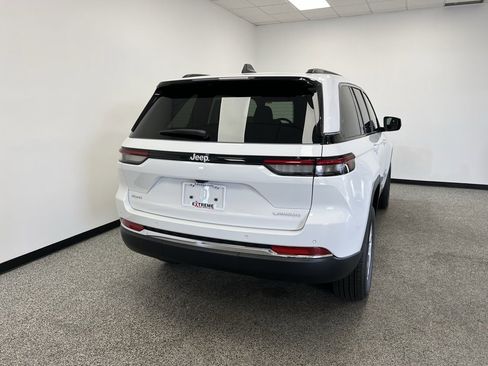 New 2025 Jeep Grand Cherokee Laredo X image 6