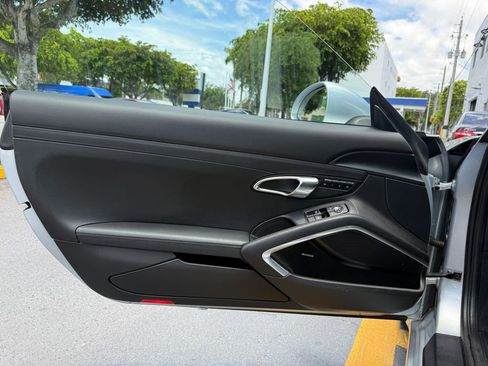 Used 2014 Porsche 911 Carrera RWD image 15