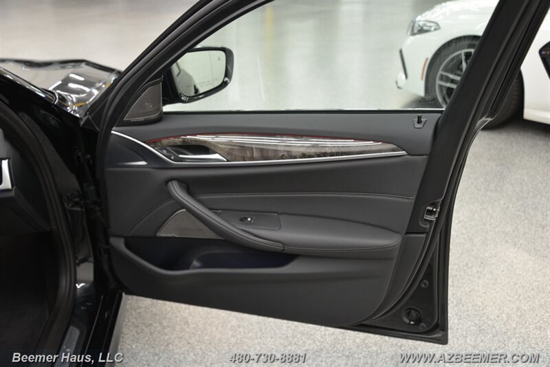 Used 2023 BMW 530i w/ M Sport Package RWD image 45