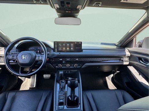Used 2025 Honda Accord Sport image 14