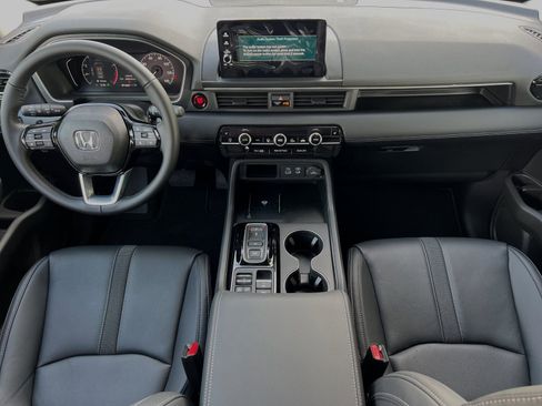 New 2025 Honda Pilot EX-L image 13