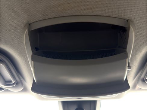 Used 2024 Toyota Camry SE image 34