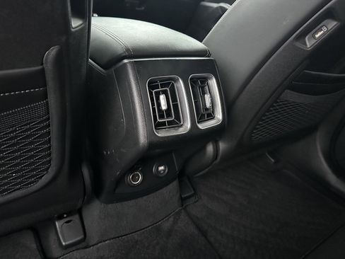 Used 2022 Kia Sorento S w/ Panoramic Sunroof Package AWD/4WD image 15