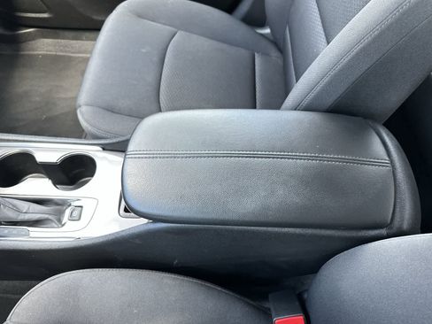 Used 2022 Chevrolet Malibu LT FWD image 22