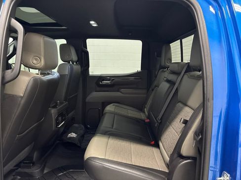 Used 2022 Chevrolet Silverado 1500 ZR2 w/ Technology Package AWD/4WD image 36