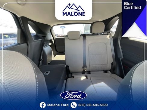 Certified 2022 Ford Escape SE w/ Cold Weather Package AWD/4WD image 35