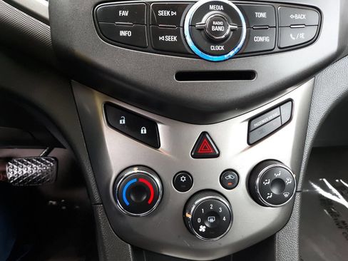 Used 2015 Chevrolet Sonic LT image 14