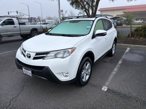 Used 2013 Toyota RAV4 XLE image 24