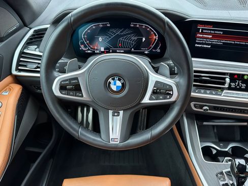 Certified 2022 BMW X7 xDrive40i w/ M Sport Package image 18