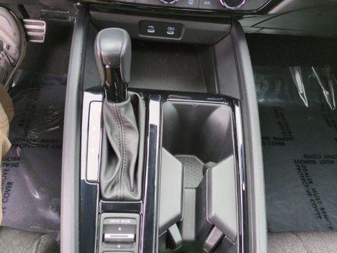 Used 2023 Honda Accord Sport image 32