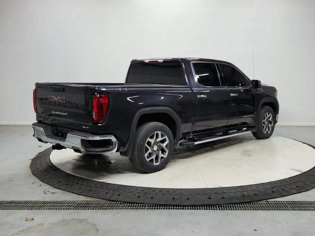Used 2023 GMC Sierra 1500 SLT w/ SLT Premium Package AWD/4WD image 8