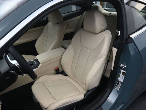 New 2025 BMW 430i Coupe w/ Convenience Package image 10