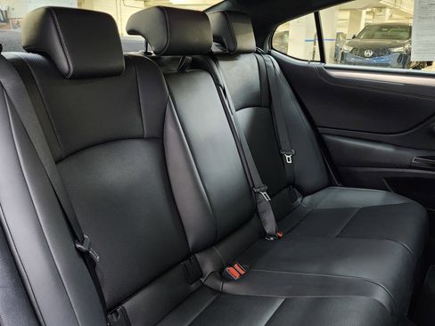 Used 2022 Lexus ES 350 F Sport w/ Accessory Package 2 image 21