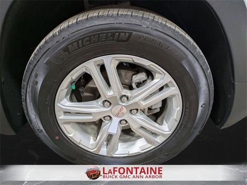 Used 2023 GMC Terrain SLE image 30