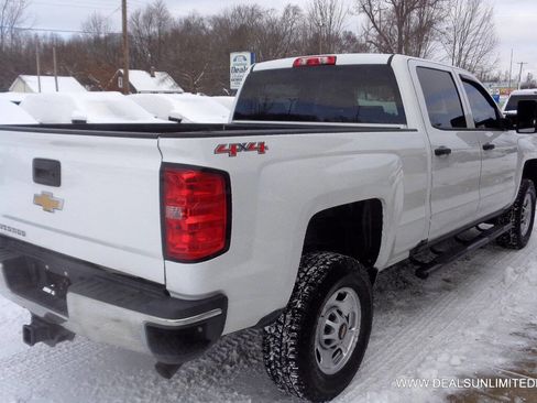 Used 2017 Chevrolet Silverado 2500 W/T w/ WT Convenience Package image 3