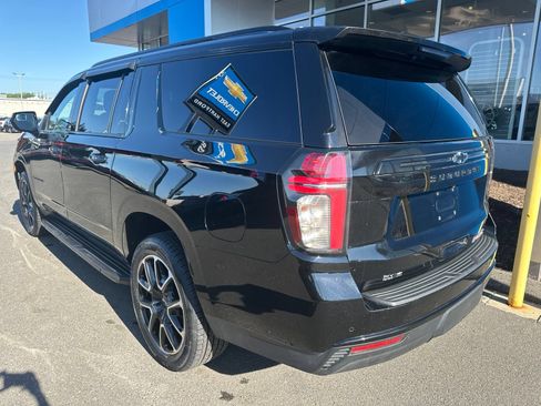 Used 2023 Chevrolet Suburban RST AWD/4WD image 7