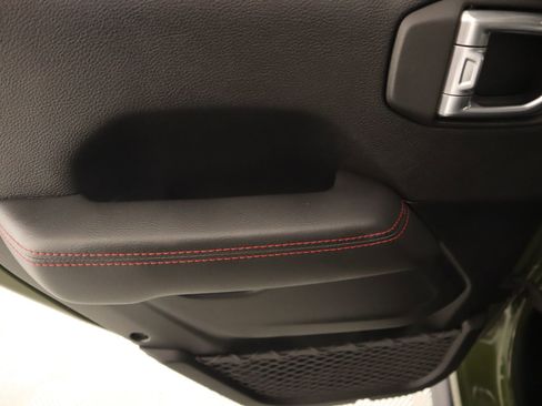 Used 2021 Jeep Wrangler Unlimited Rubicon image 17