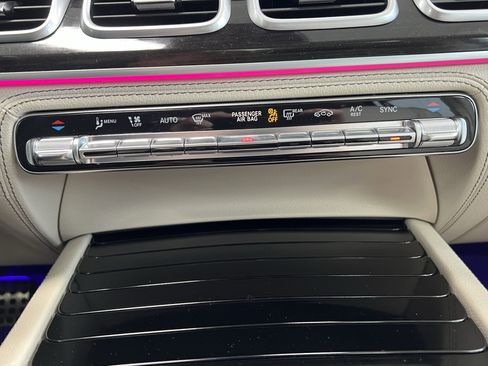 Certified 2022 Mercedes-Benz GLS 450 4MATIC image 30