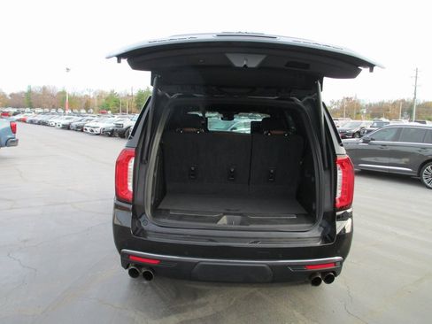 Used 2023 GMC Yukon Denali Ultimate image 6