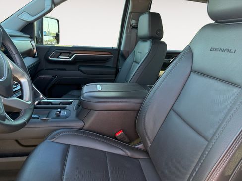 Used 2024 GMC Sierra 2500 Denali w/ Denali Reserve Package AWD/4WD image 9