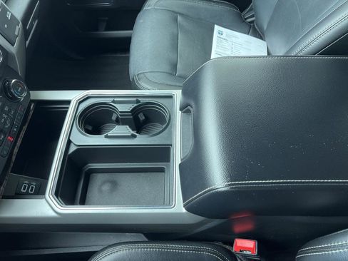 Used 2019 Ford F350 Lariat w/ Lariat Value Package image 31