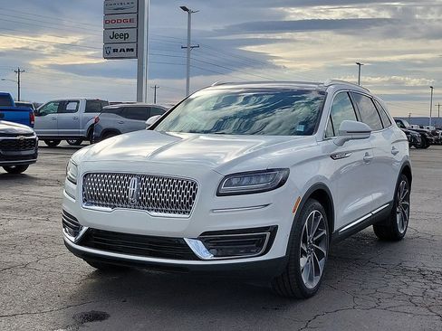 Used 2020 Lincoln Nautilus Reserve w/ Equipment Group 201A image 2