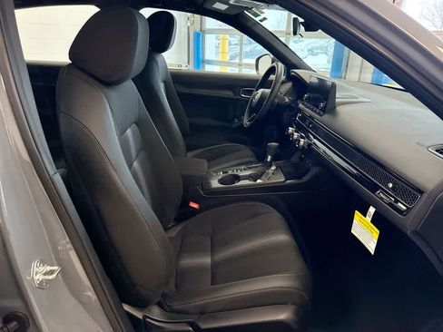 Used 2025 Honda Civic Sport image 24