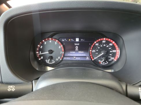 Used 2022 Nissan Frontier PRO-4X w/ Pro-4X Premium Package AWD/4WD image 39