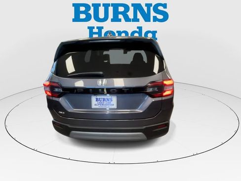 Certified 2025 Honda Pilot EX-L image 3