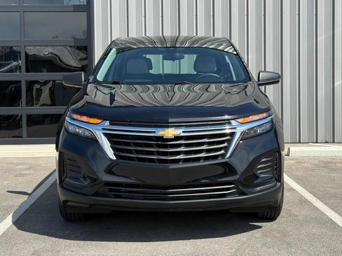 Used 2024 Chevrolet Equinox LS image 2