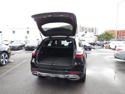 Used 2026 Mercedes-Benz GLC 300 4MATIC image 31
