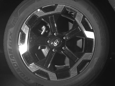 Used 2026 Hyundai Santa Fe SEL FWD image 15