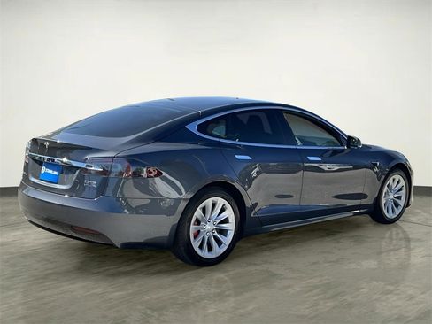 Used 2018 Tesla Model S 75D image 11