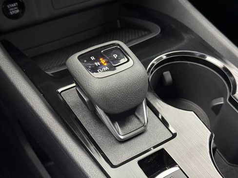 Used 2026 Nissan Rogue Dark Armor FWD image 20