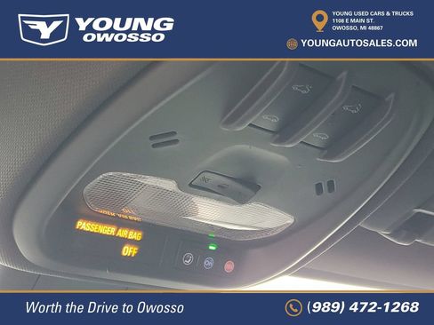 Used 2025 Buick Envista Sport Touring w/ Experience Buick Package FWD image 22