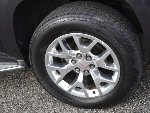 Used 2015 GMC Yukon SLT AWD/4WD image 11