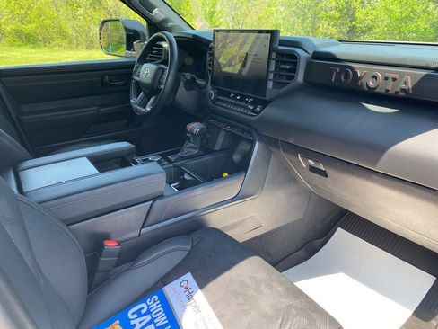 Used 2025 Toyota Tundra TRD Pro w/ Tow Tech Package AWD/4WD image 12