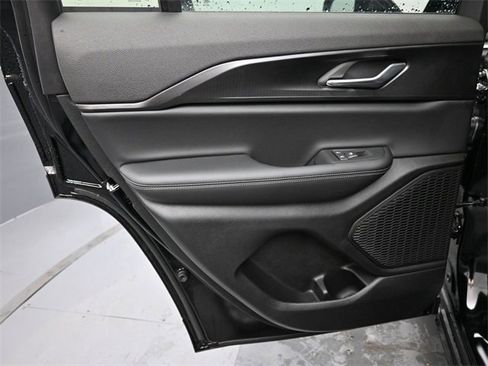 New 2025 Jeep Grand Cherokee Laredo X w/ Luxury Tech Group I image 14