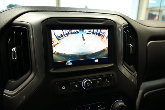 Used 2022 Chevrolet Silverado 1500 Custom Trail Boss w/ Safety Confidence Package AWD/4WD image 17