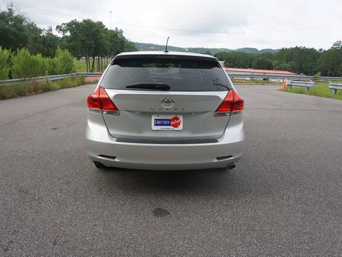 Used 2010 Toyota Venza FWD image 17