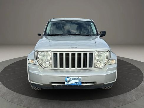 Used 2009 Jeep Liberty Sport image 20