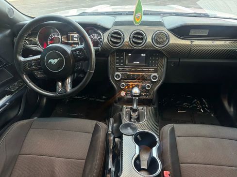 Used 2016 Ford Mustang Coupe image 24