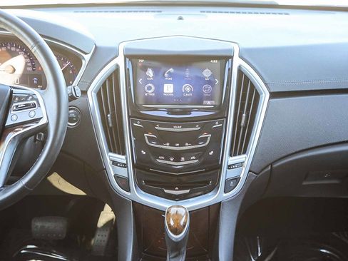 Used 2014 Cadillac SRX Luxury image 13