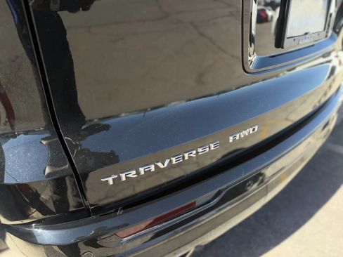Used 2025 Chevrolet Traverse High Country w/ LPO, Floor Liner Package AWD/4WD image 47