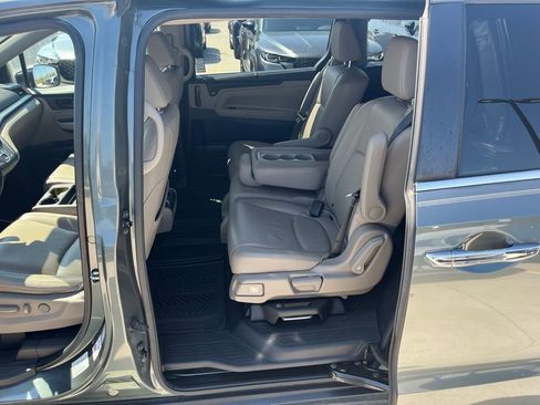 Used 2018 Honda Odyssey EX-L image 13