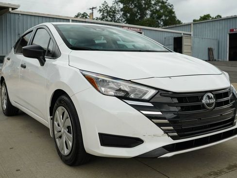 Used 2025 Nissan Versa S w/ Electronics Package FWD image 34