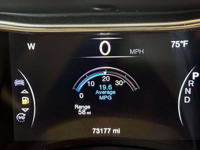 Certified 2020 Jeep Grand Cherokee Laredo w/ Security & Convenience Group AWD/4WD image 23