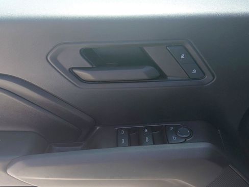 Used 2024 Chevrolet Colorado Trail Boss AWD/4WD image 25