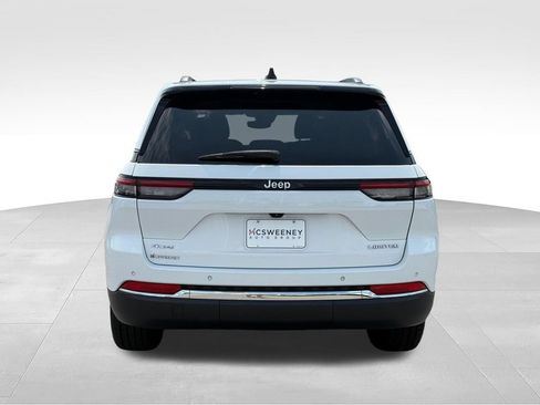 Used 2023 Jeep Grand Cherokee Limited AWD/4WD image 28
